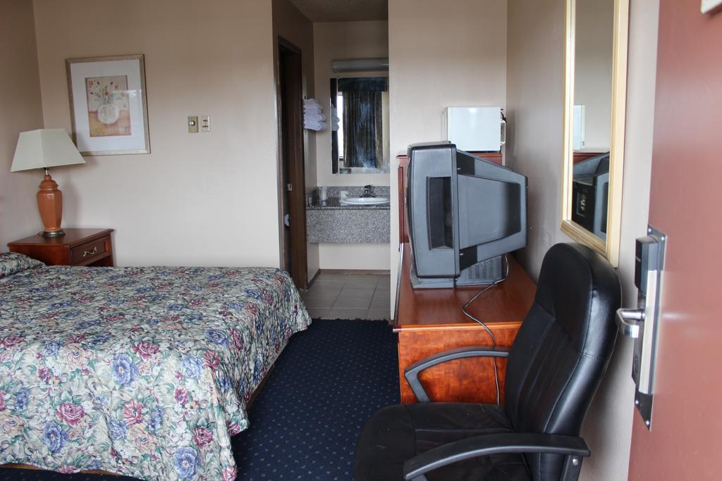 فايف Kings Motor Inn الغرفة الصورة