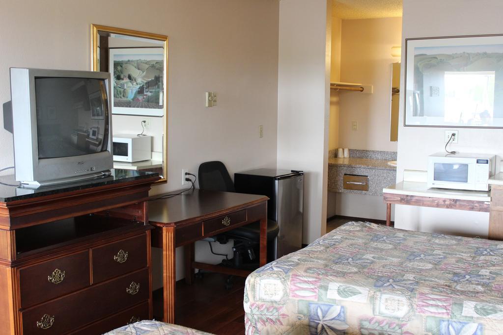 فايف Kings Motor Inn الغرفة الصورة